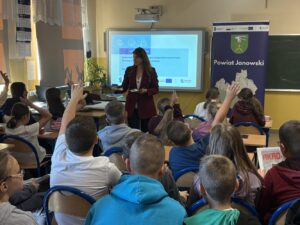 Read more about the article Spotkanie edukacyjne pt. „Mały gest – wielki efekt dla klimatu” – Publiczna Szkoła Podstawowa im. Ofiar Katynia w Potoku Wielkim – 29-09-2026 r.