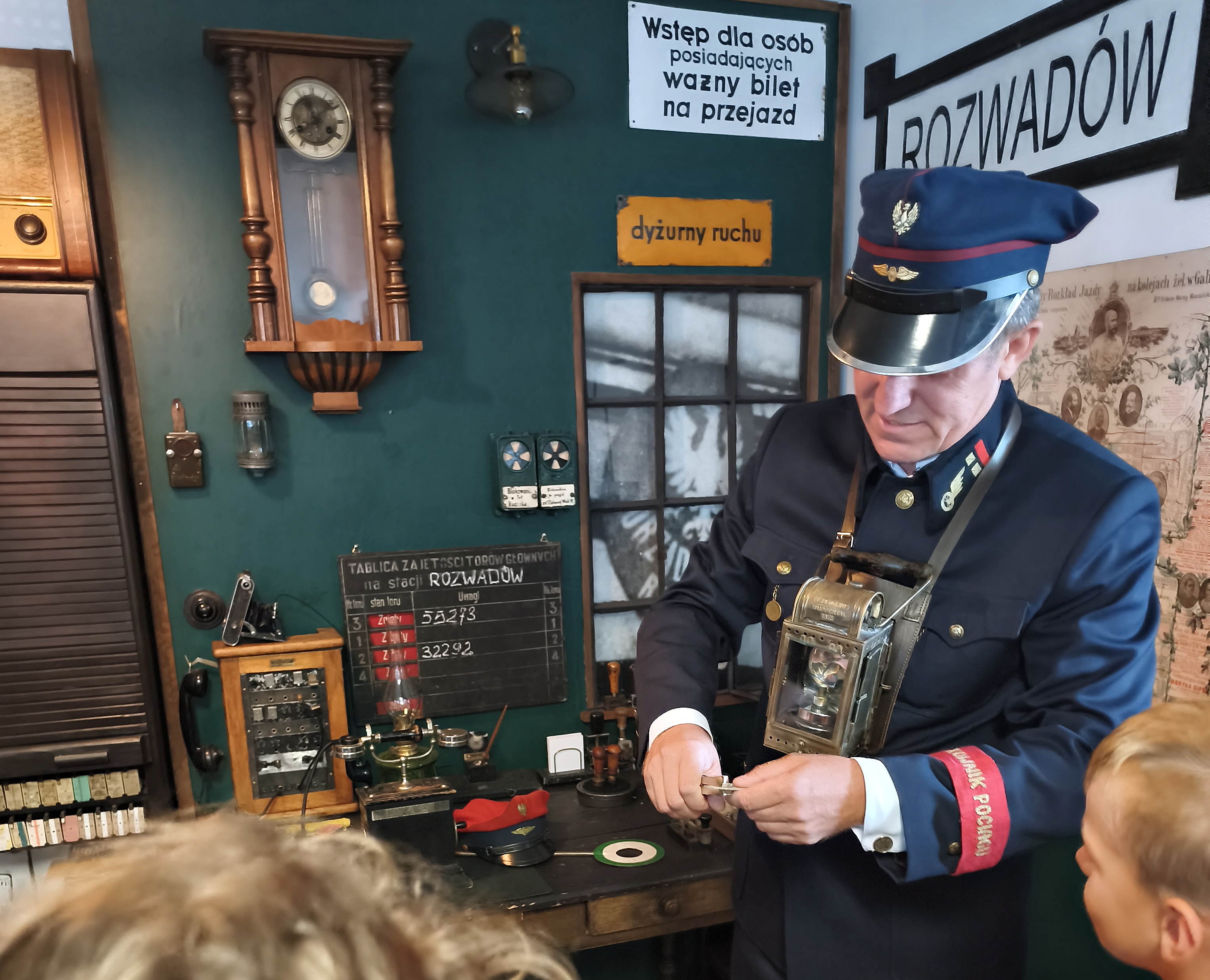 Druga wakacyjna wycieczka wnuków do Muzeum Kolejnictwa w Rozwadowie