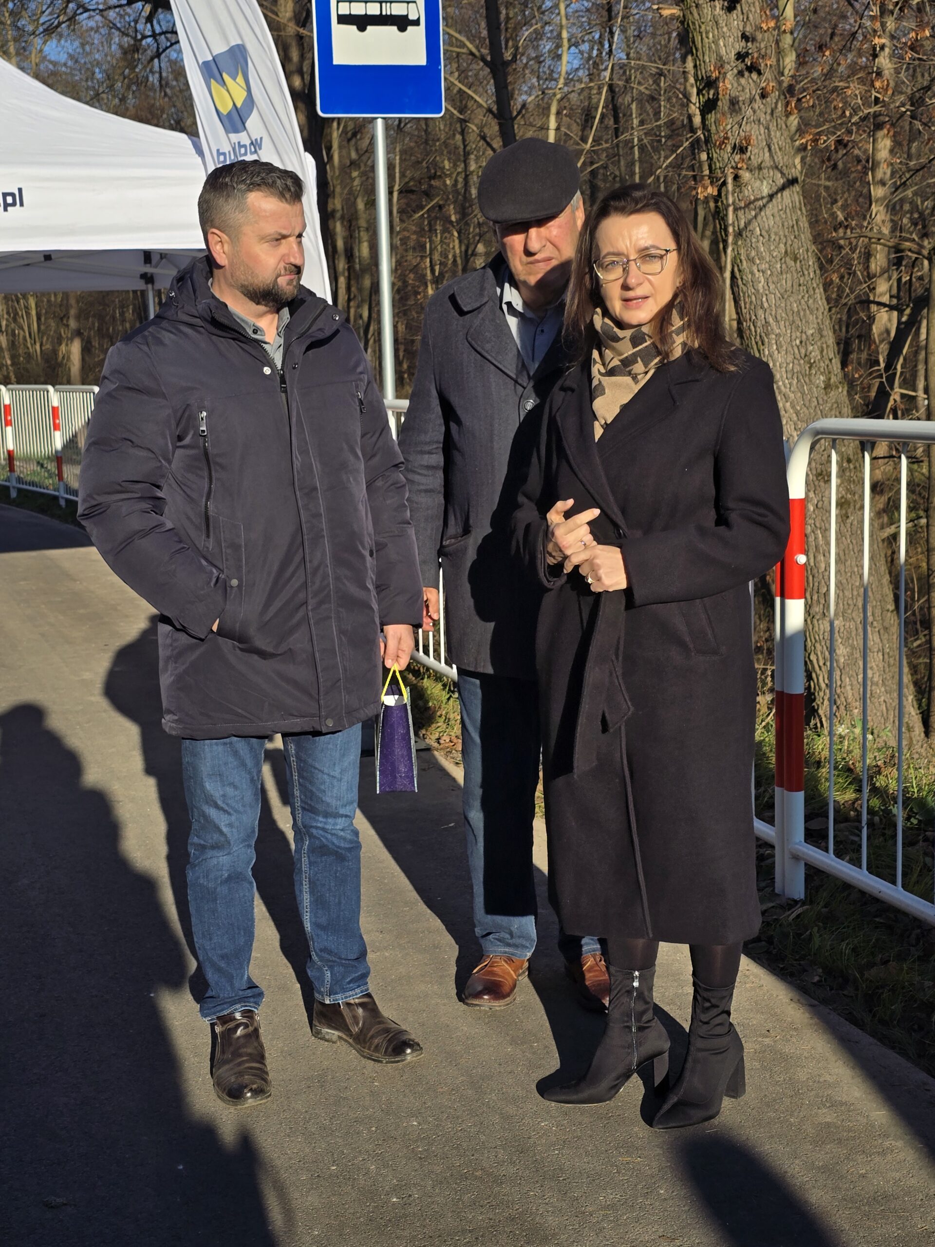 Droga Biała – Kawęczyn przebudowana i oficjalnie odebrana. Inwestycja pochłonęła 14,6 mln zł