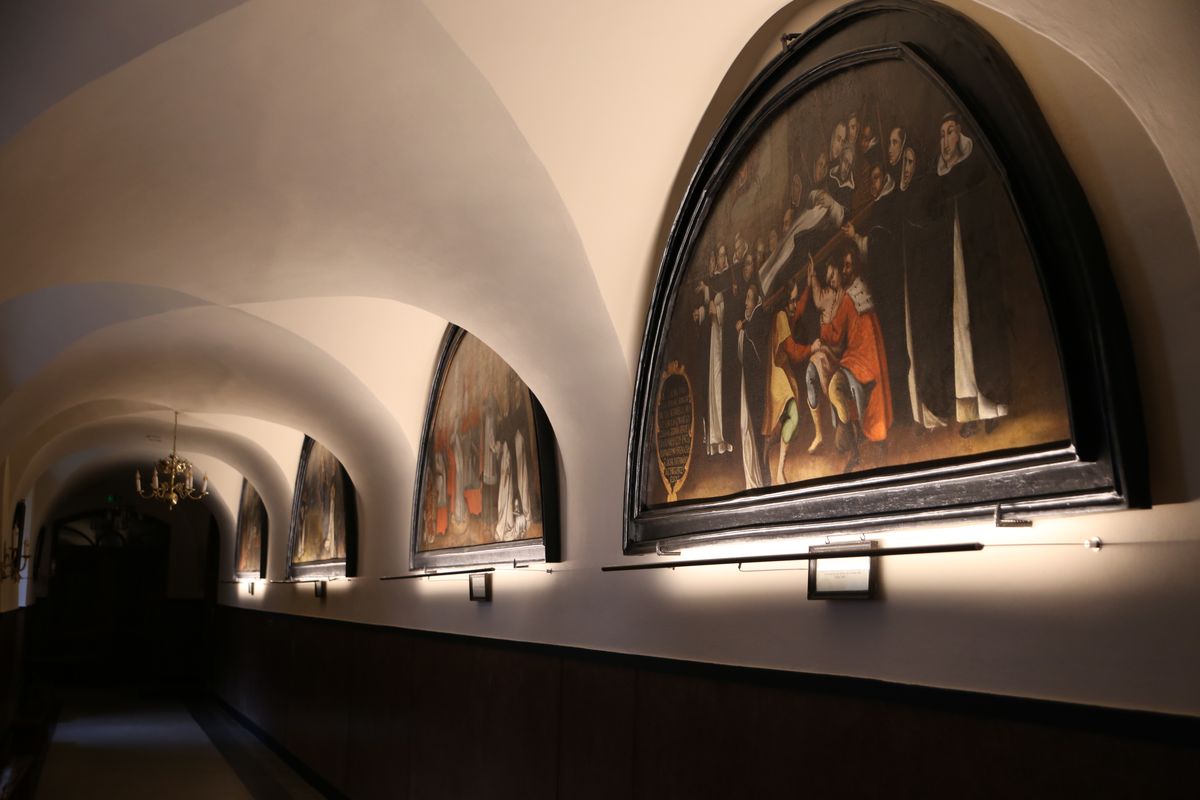 Obrazy dominikańskie po renowacji i konserwacji