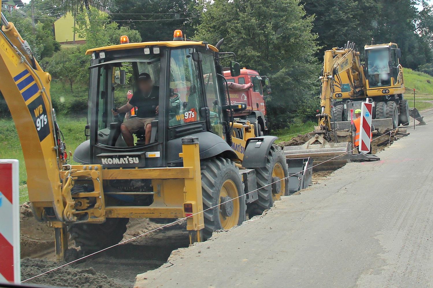Spadku odrzucić się nie dało… Zarząd Dróg Powiatowych administruje również siecią 45 km dróg gruntowych